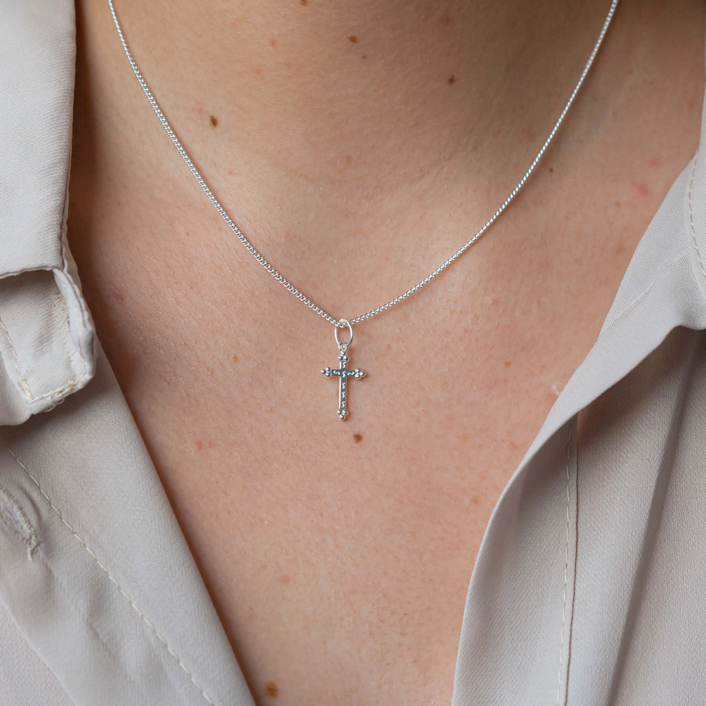 basic-necklace-cross-charm-silber