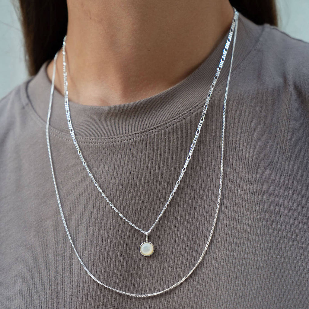 annie-necklace-basic-chain-65-pearl-necklace-charm-silber