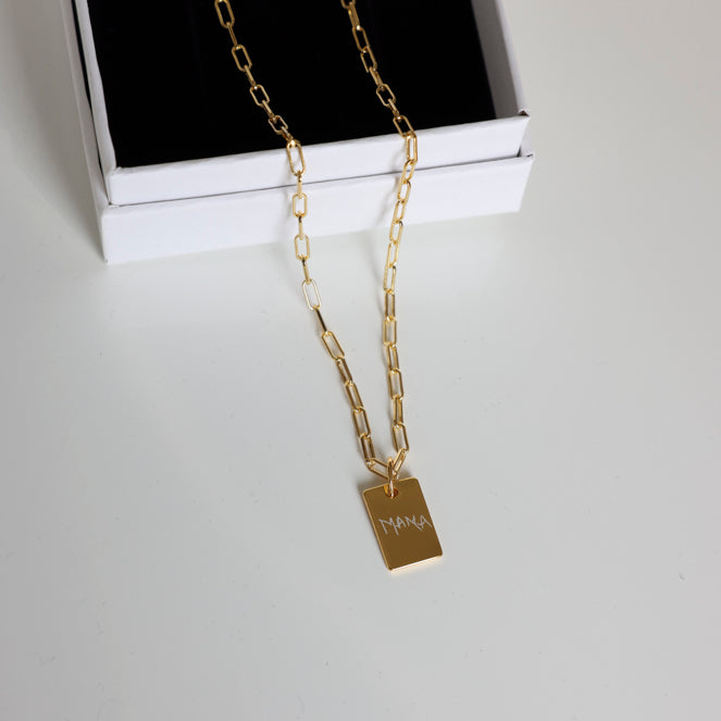 flatlay-open-chain-sage-coin-gold2